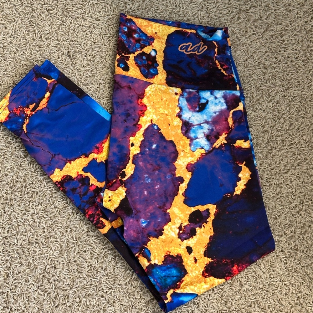 AGSTRACT Athletic Workout Leggings various sizes Cosmos Design NEW